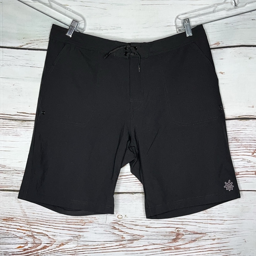 UV Skinz NWT Size XL Black UPF 50+ Quick Dry Fabric Swim Board Shorts